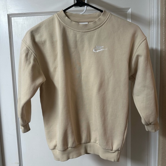 Nike Other - Nike kids Beige Crewneck Sweater